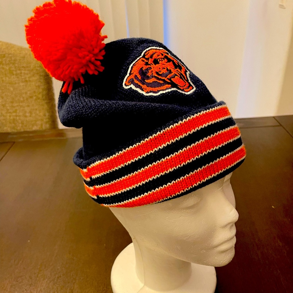 Mitchell & Ness Chicago Bears Beanie with Pompom